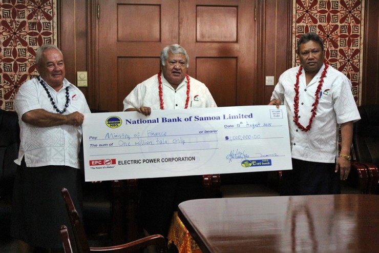 PM Tuilaepa flanked by Minister of Public Enterprises and Minister of Infrastructure